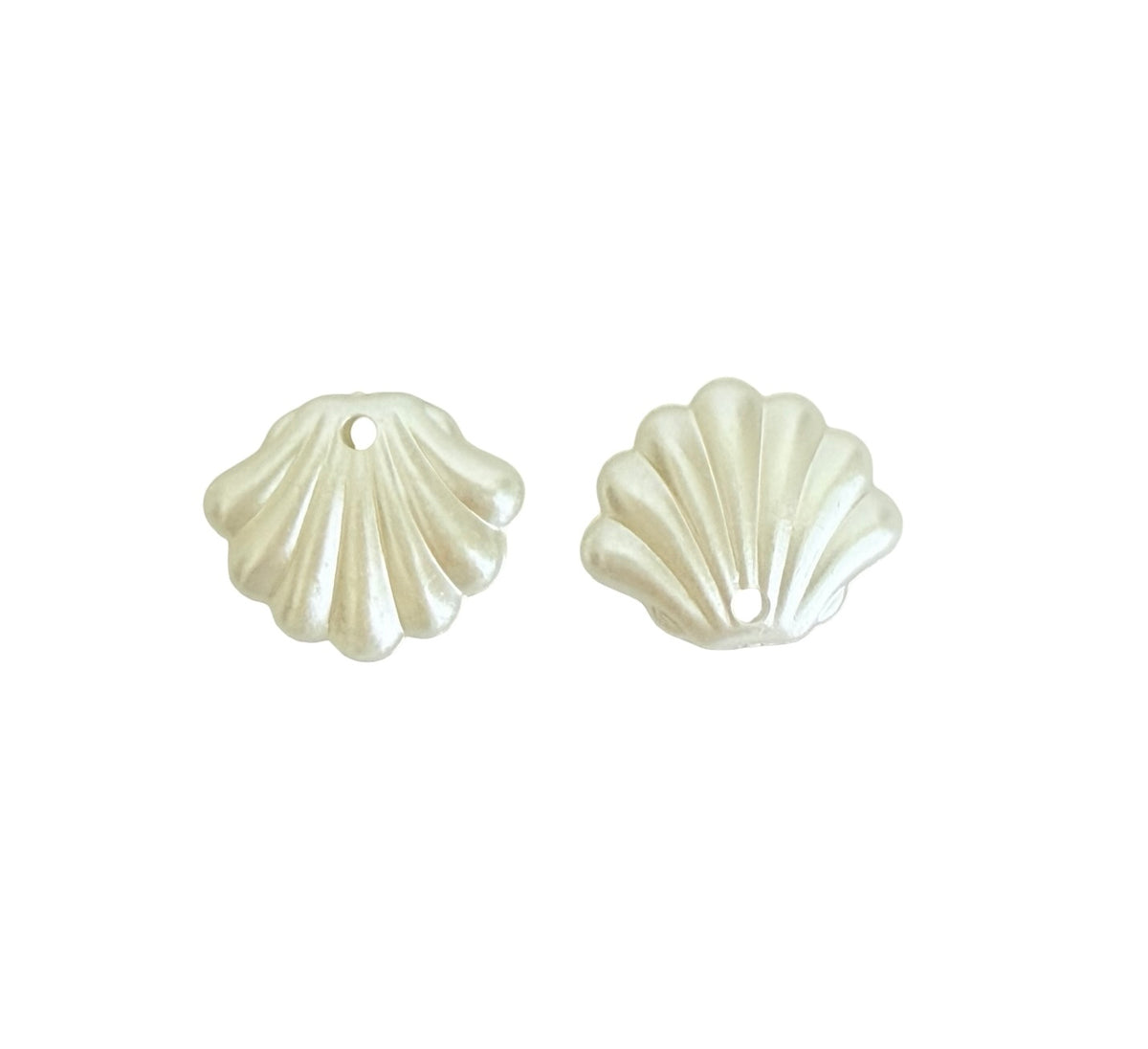 Faux Pearl Clam Shell Beads • 19mm x 16mm • Shell Beads for Jewelry Making