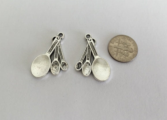 Base Metal Large Baking Spoon Charm