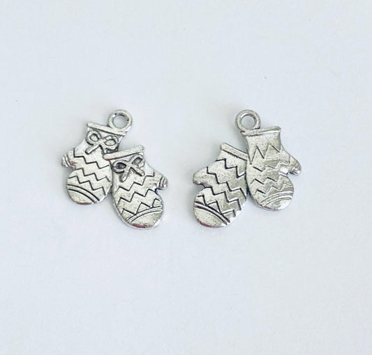 Small Cooking Mittens Charm