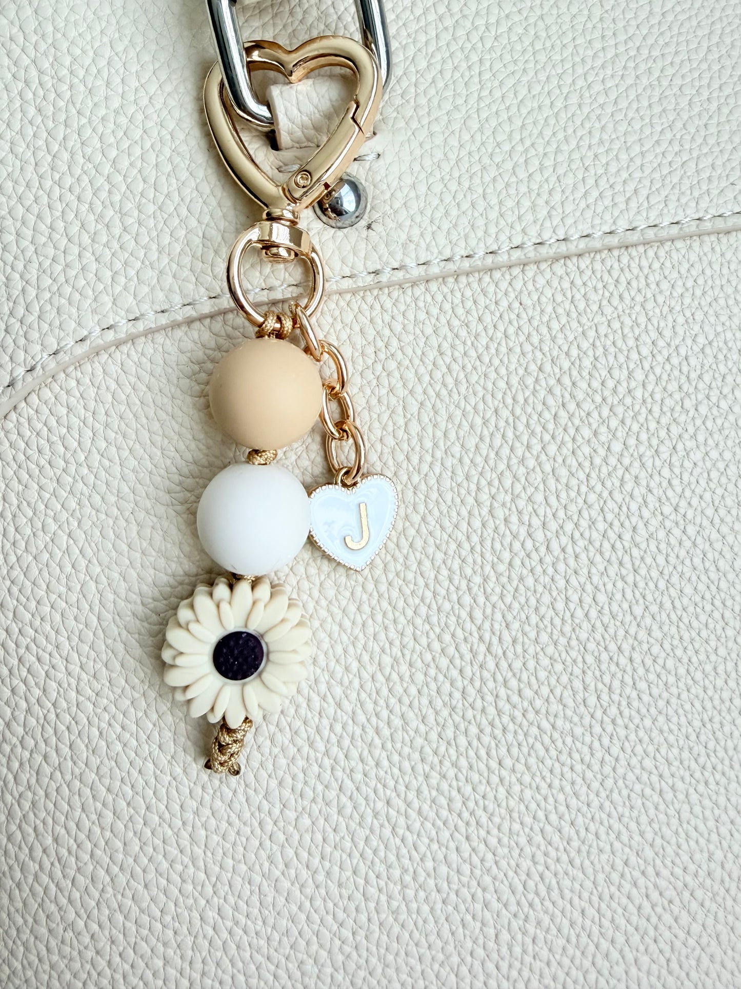 Personalized Daisy Flower Bag Charm • Silicone Bead Purse Charm Keychain