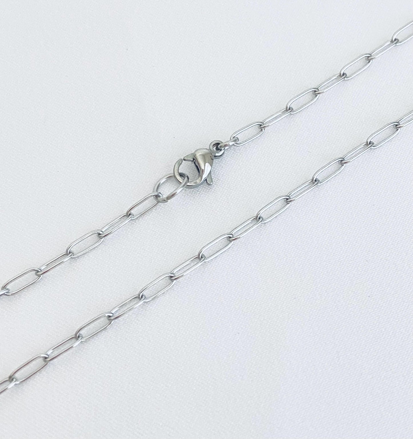 Minimalist Stainless Steel Mini Paperclip Chain Necklace