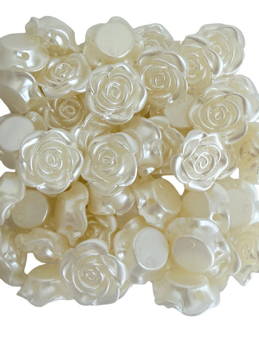 16mm White Acrylic Rose Flower Beads