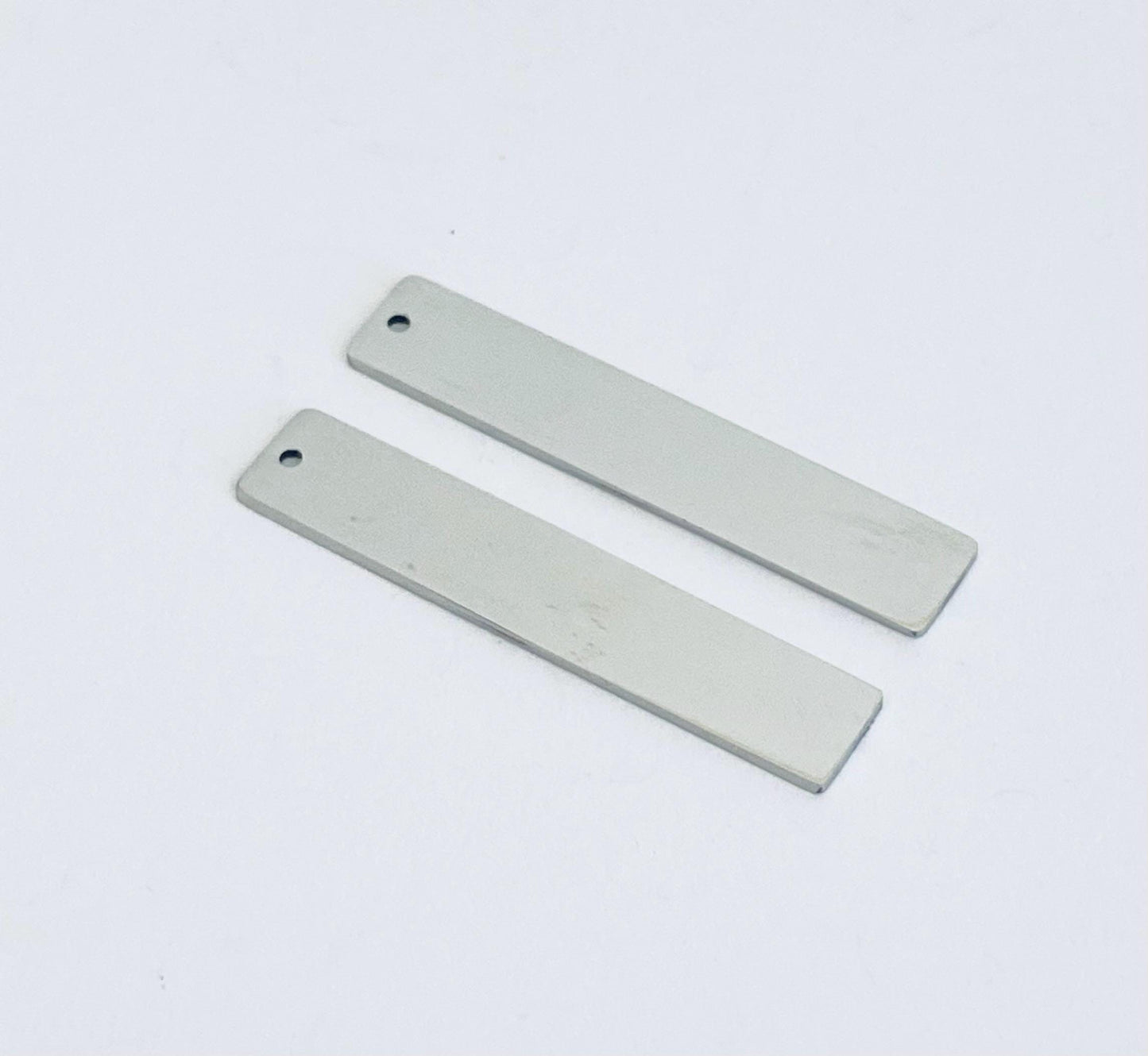 Stainless Steel Vertical Bar (6x32mm)