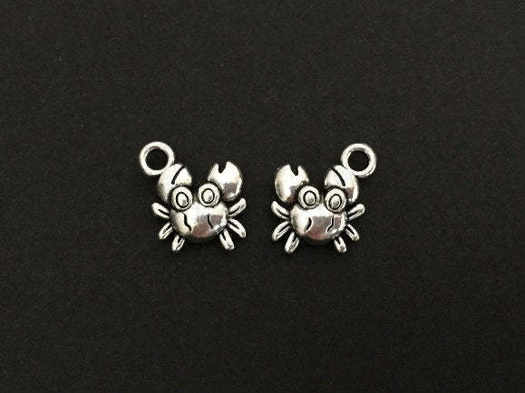 Tiny 3D Crab Charm