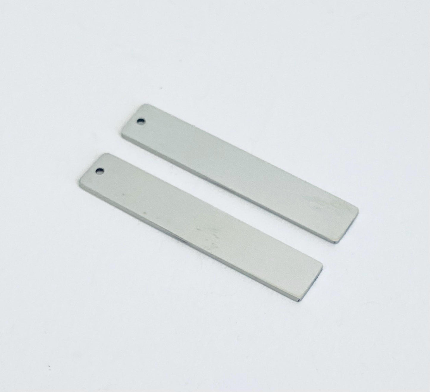 Stainless Steel Vertical Bar (6x32mm)