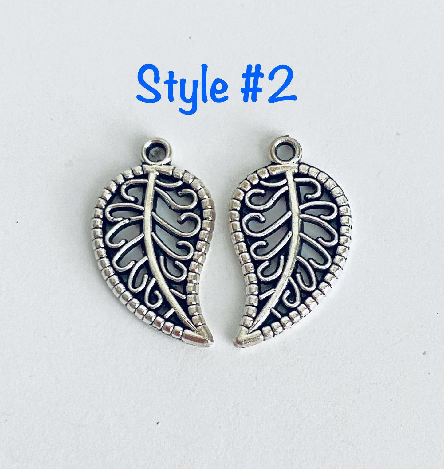 Small Leaf Charm