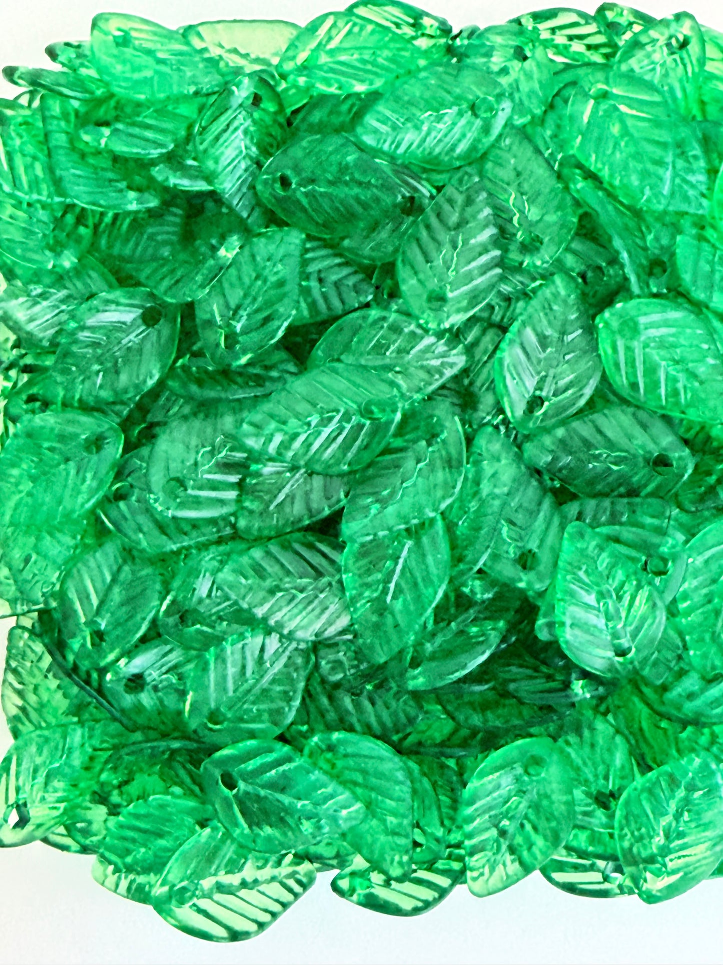 Acrylic Green Leaf Beads