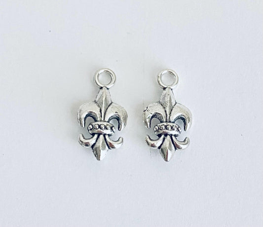 Base Metal Large Fleur de Lis Charm