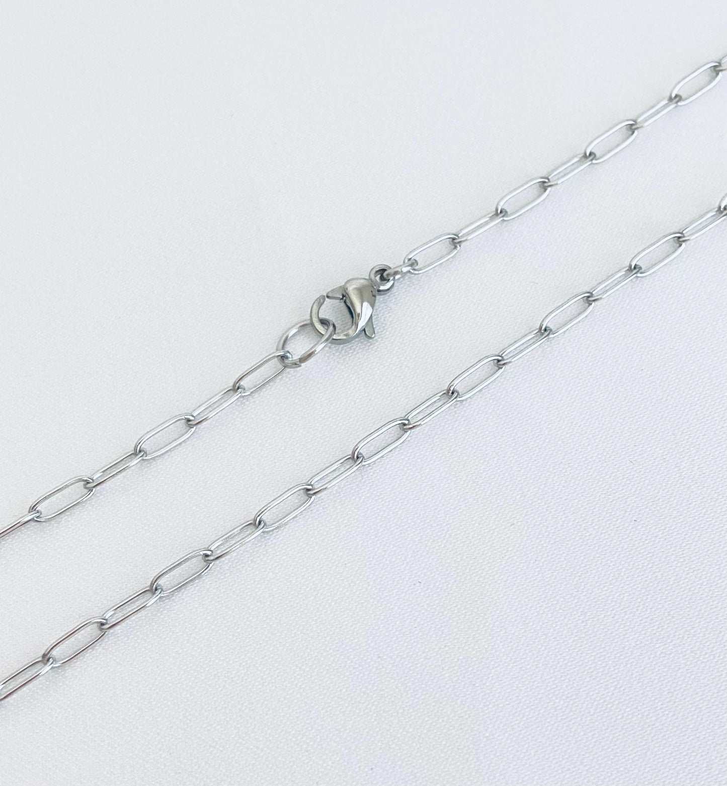 Minimalist Stainless Steel Mini Paperclip Chain Necklace