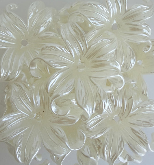 45mm Jumbo White Pearlescent Acrylic Iris Flower Beads