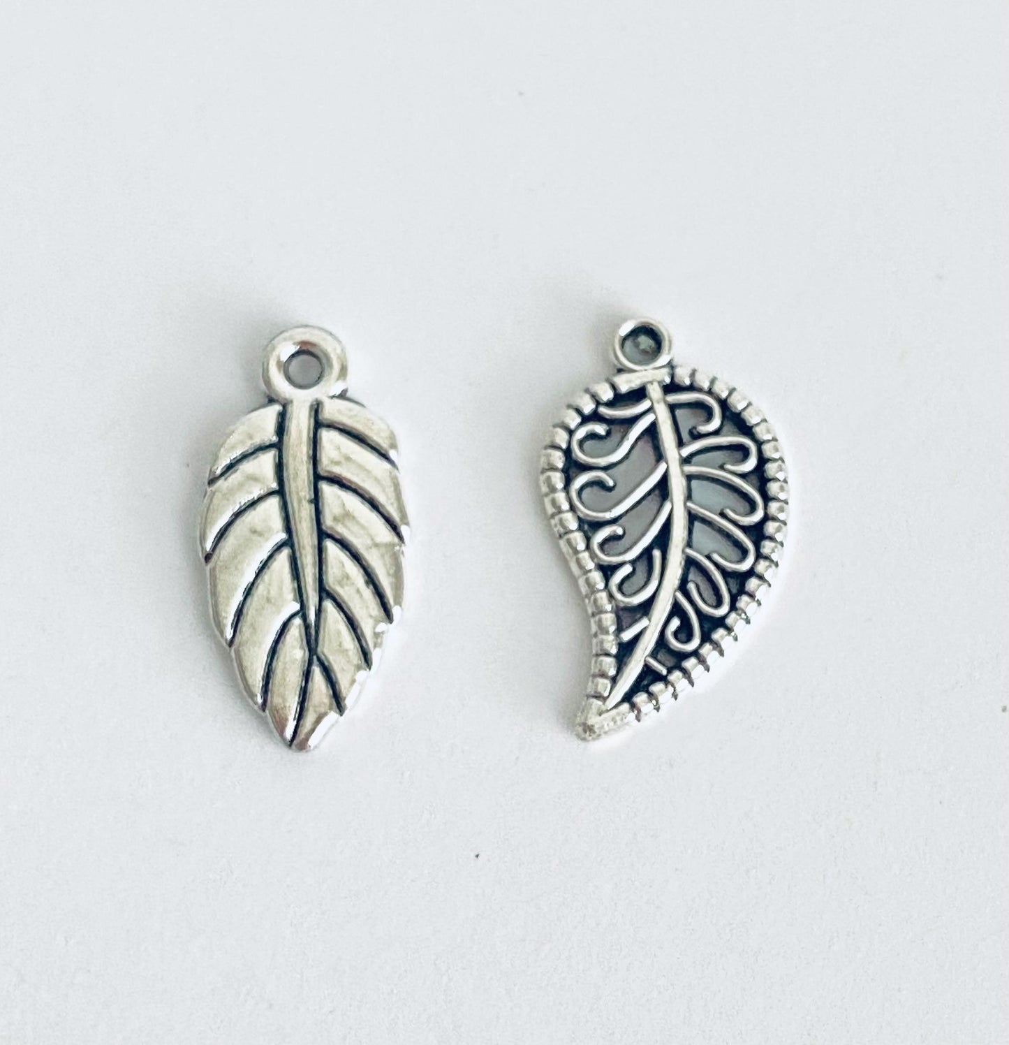 Small Leaf Charm