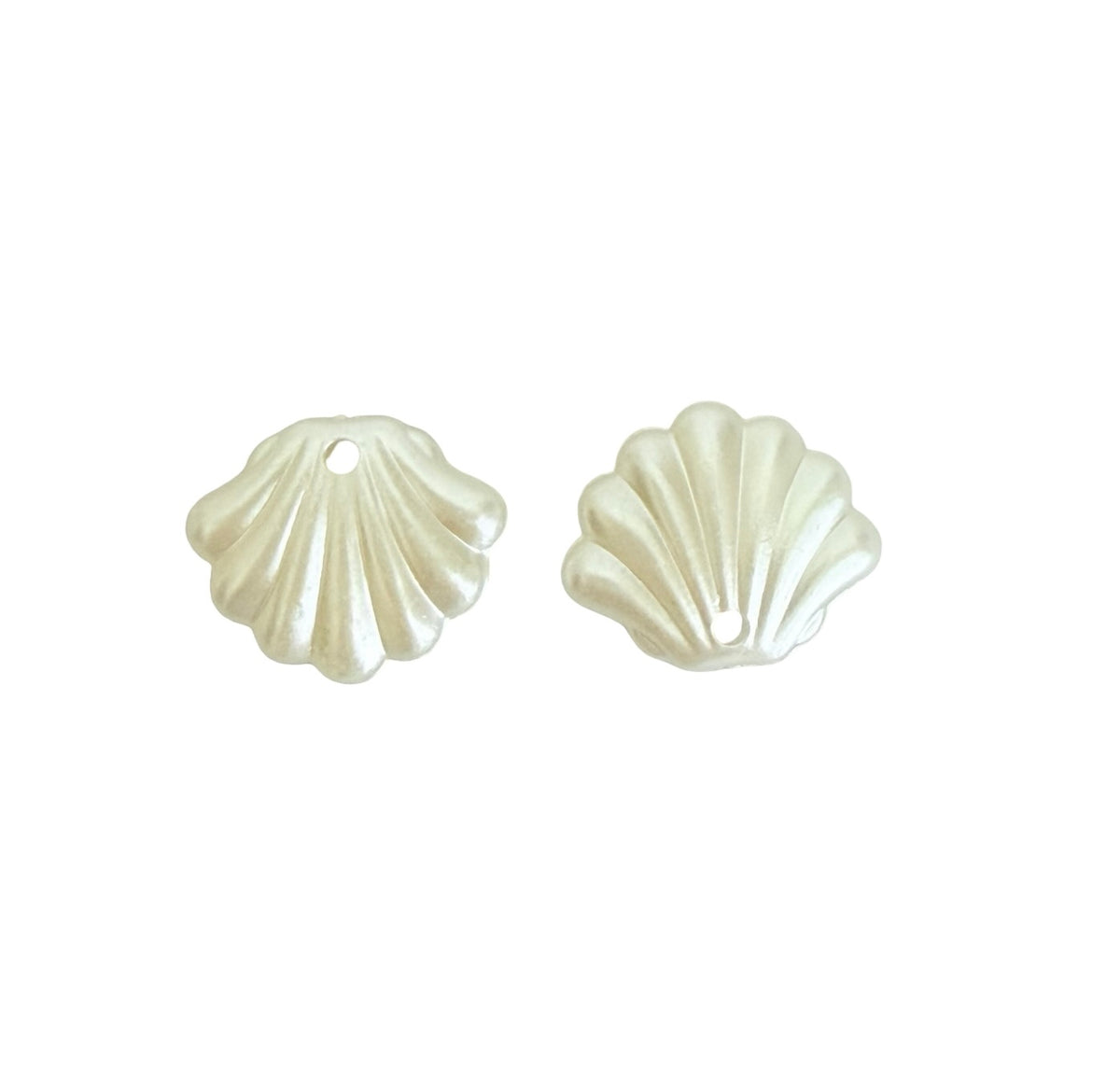 Faux Pearl Clam Shell Beads • 19mm x 16mm • Shell Beads for Jewelry Making
