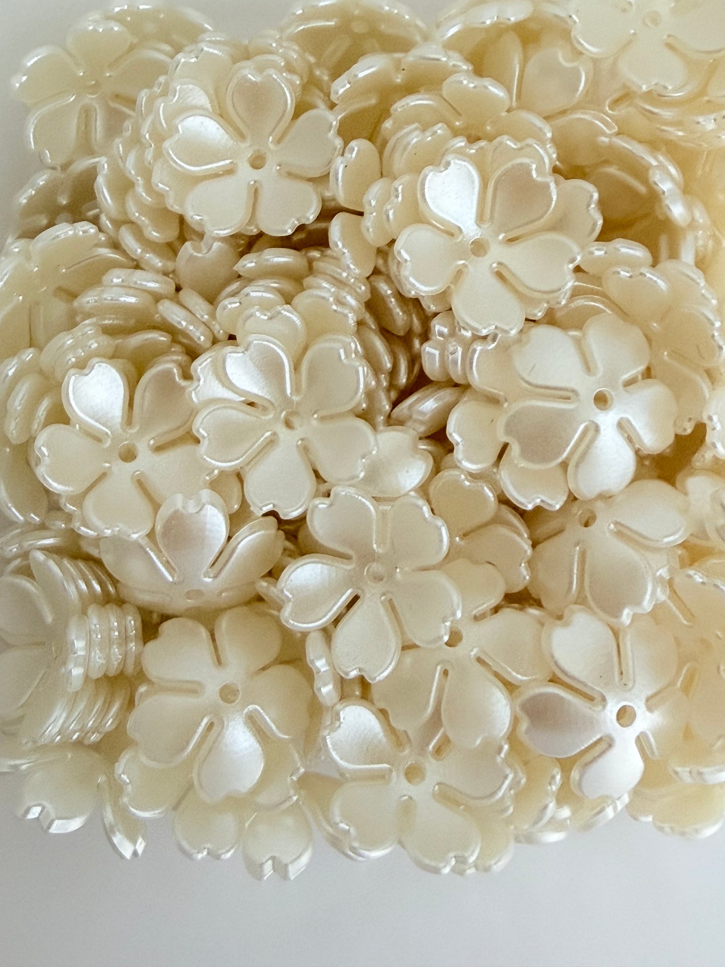 15mm Cherry Blossom Acrylic Flower Beads