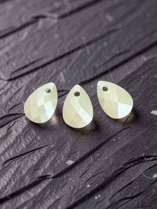 Small Faux Pearl Faceted Flat Pear Shape Pendant • 8mm x 12mm • Teardrop Bead for Jewelry Making
