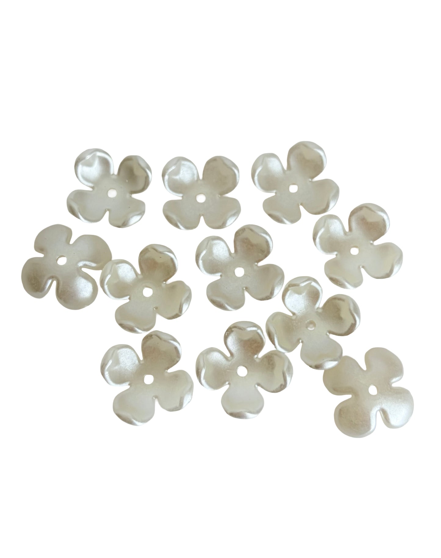 White Acrylic 4-Petal Hydrangea Flower Beads • DIY Jewelry & Beaded Flower Supplies