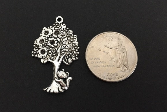 LARGE Tree with Cat Charm