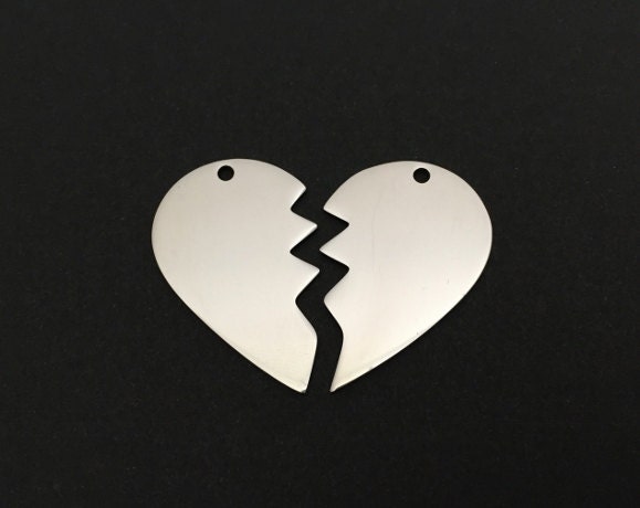 Engravable Stainless Steel Broken Heart Blank (32mm x 26mm)