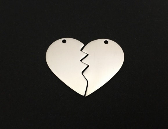 Engravable Stainless Steel Broken Heart Blank (32mm x 26mm)