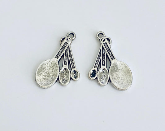 Base Metal Large Baking Spoon Charm
